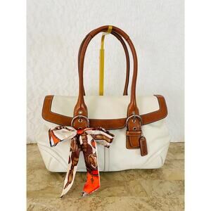 Coach Soho Hampton White/brown leather Flap Bag 9636 Satchel/Carryall